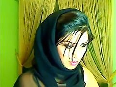 Pakistani Babe On Live Cam Masturbating Porn 0d Xhamster